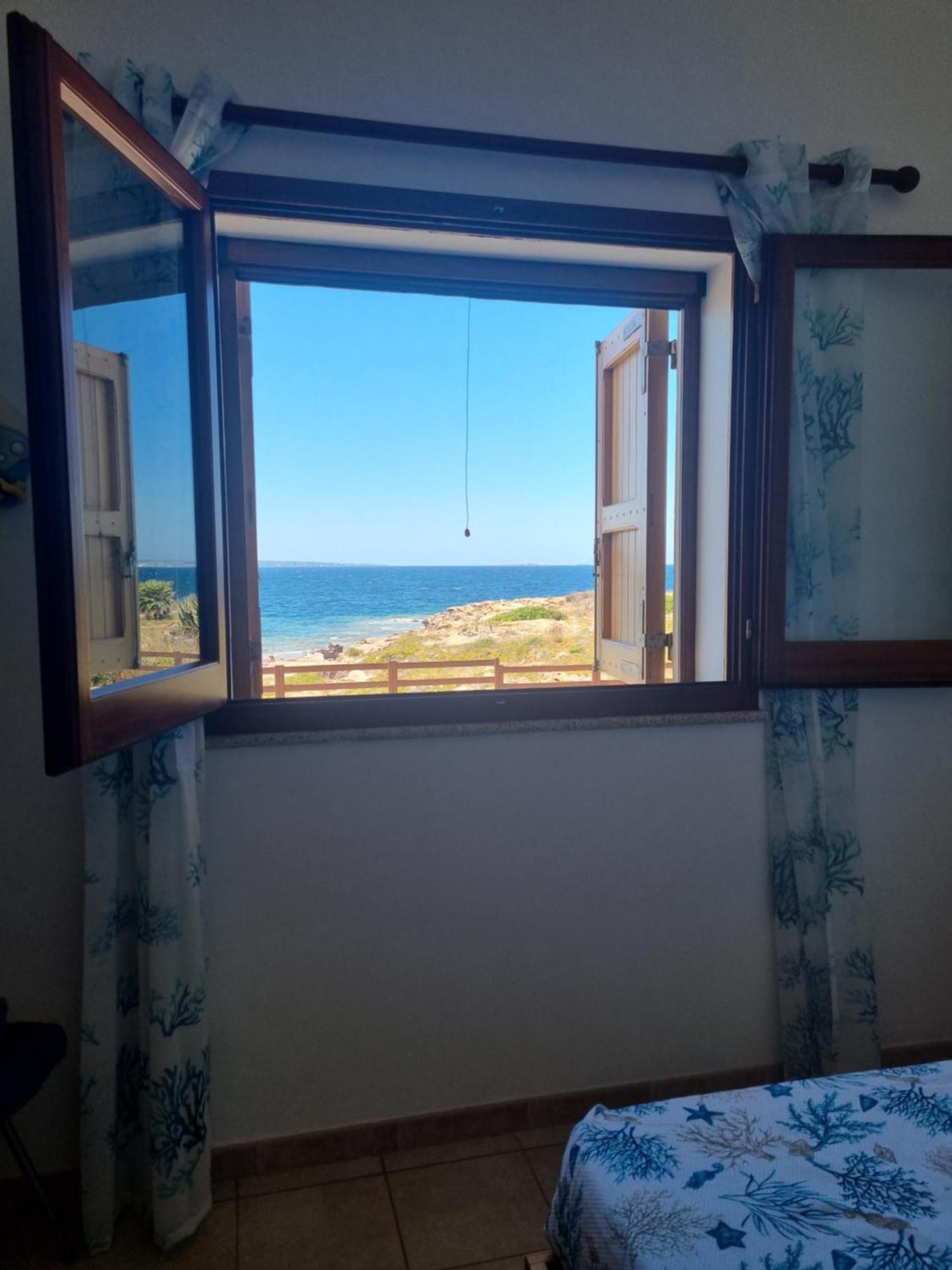 Appartamento Scoglio Elisabetta Calasetta Bagian luar foto